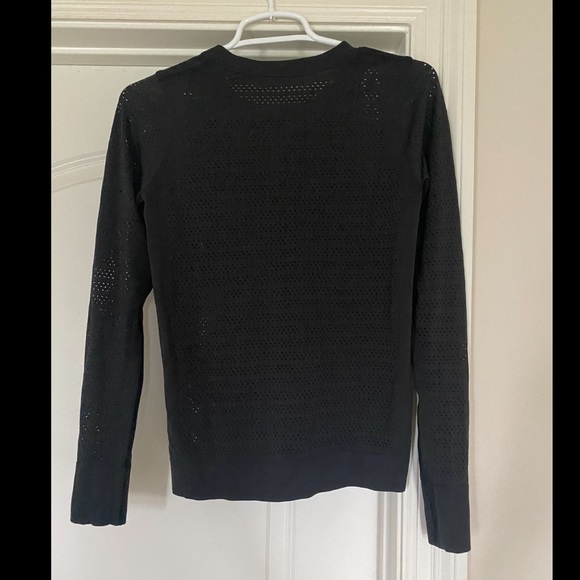 Lululemon Breeze By Long Sleeve, black mesh, size 4 - Picture 2 of 2